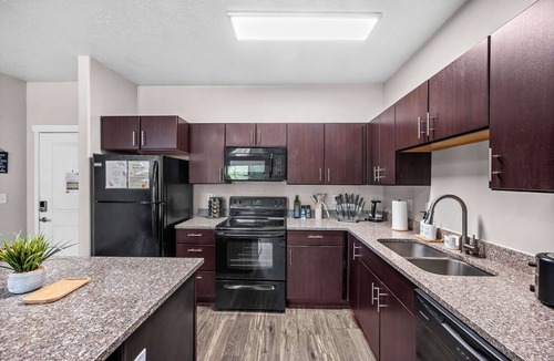 Fairpark Apartment | Downtown SLC 2BR Delta & Conference