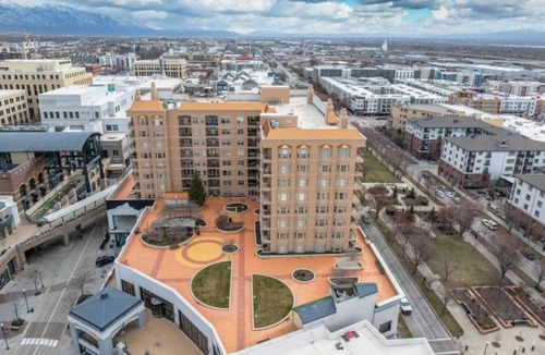 Rio Grande Apartment | Downtown SLC w/Gym 30-day min