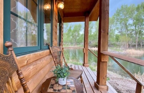 Ririe Apartment | Eagle's Nest At Mountain River Ranch
