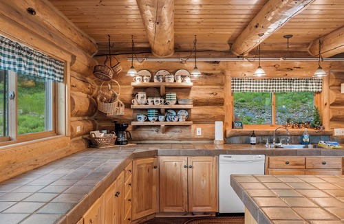 Dingle Cabin | Eagle`s Roost | 8 Bed, 5 Bath