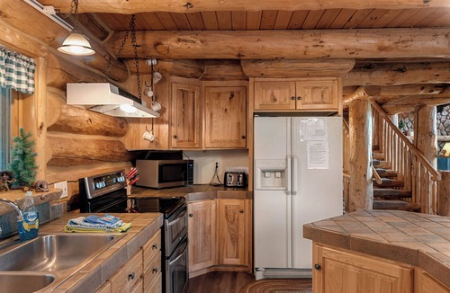 Dingle Cabin | Eagle`s Roost | 8 Bed, 5 Bath