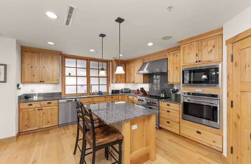 Elkhorn Village Condo | Elkhorn Springs Retreat! With SVEA resort access!