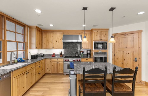 Elkhorn Village Condo | Elkhorn Springs Retreat! With SVEA resort access!