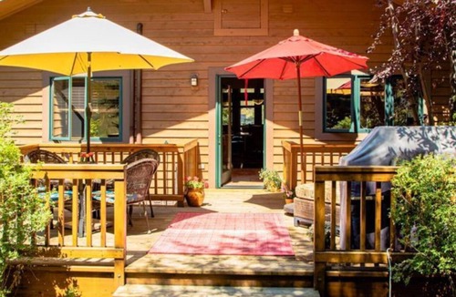 Jackson House | Enchanting 3-bedroom townhome in Jackson