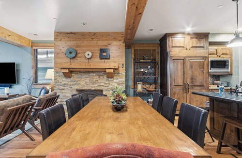 Downtown Park City House | Enjoy a Luxury Living Space + High-End Features & Amenities at Park City Mountainside Manor