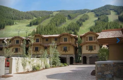 Warm Springs House | Exclusive retreat condo in Ketchum w/mtn. views.