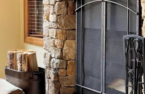 Warm Springs House | Exclusive retreat condo in Ketchum w/mtn. views.