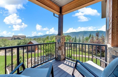 Wolf Creek House | Experience Adventure at Fairway Vista Retreat in Eden, UT!