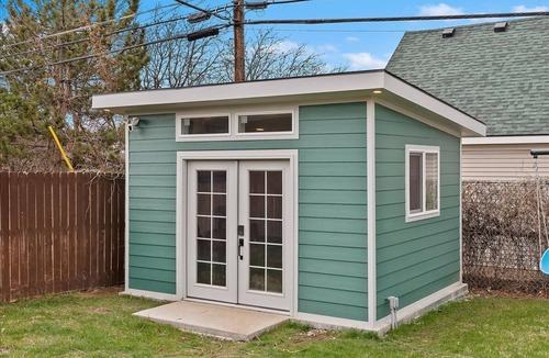 Ogden House | Extended stay work from home detached office 3-bedroom house in Ogden WiFi.