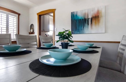 Sugar House Apartment | Fabulous Sugarhouse Apartment | 2BD 1 BA + W/D