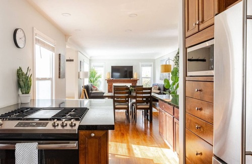 Sugar House House | Family Home - 2 Full Kitchen, Sauna, Sleeps 12-14