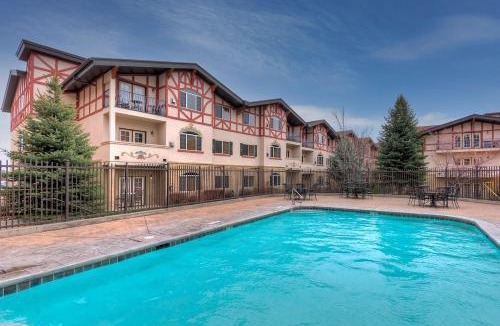 Zermatt Villa | Family Zermatt 2BR Villa with Kitchen & Pool Near Park City Ski Resorts - 7072