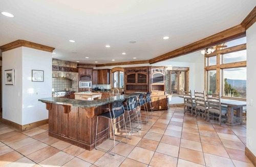 Farmington House | Farmington Oasis-Views, Space & Comfort 1.25 acres