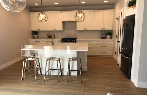 Farmington House | Farmington's Finest: 3BR Townhome, Furnished/Empty, Prime Location, Pool & More!