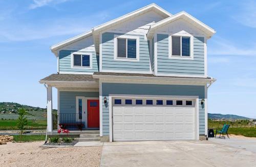 Sweetwater House | Flamingo Hideaway