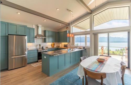 Polson House | Flathead Lake View Retreat | 2 King Suites