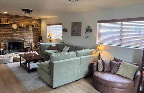 South Salt Lake House | Fox Den Cozy Bungalow 3 Bedrooms with Hot Tub, Sauna