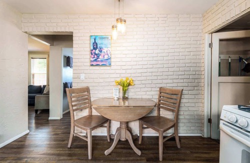 Veterans Park House | Fun-ViBe-Hot-Tub-Oasis, Walk to Downtown, Pets OK