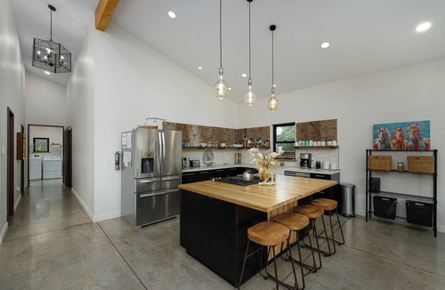 Bozeman House | Gallatin River Retreat: 3BR Home with Hot Tub, Fly Fishing & Stunning Views