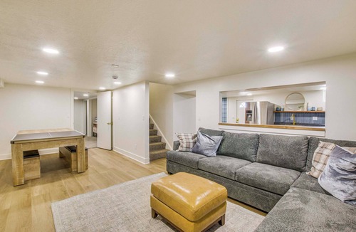 Pleasant View House | Gateway to Nordic Valley! Mtn-View Ogden Home