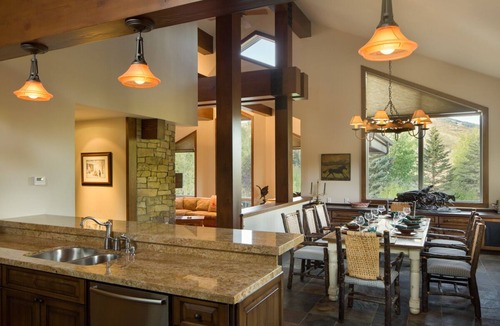 Elkhorn Village House | Gorgeous Mountain Escape with WIFI, Game Room, Fire Pit, and 360 Degree Views