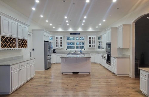 Brush Prairie House | Grand Chateau on 34 acre Vineyard minutes from Portland Oregon