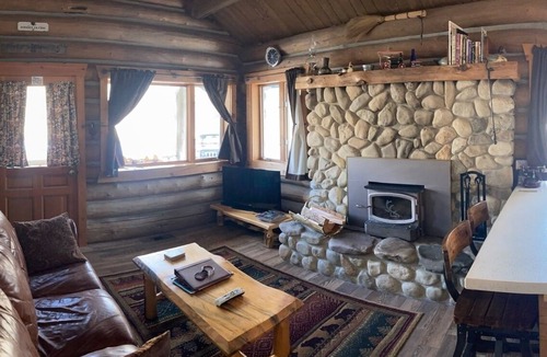 Darby Cabin | Granite Cabin at Rye Creek Lodge