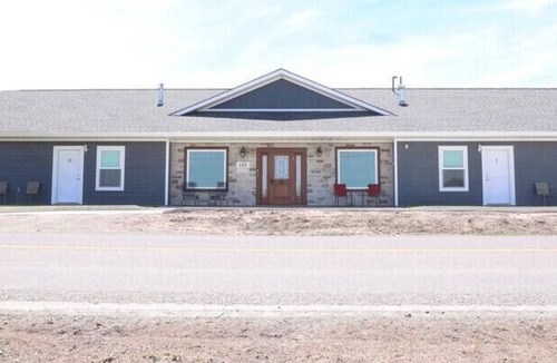 Heyburn House | Greystone Crossing Suite #9