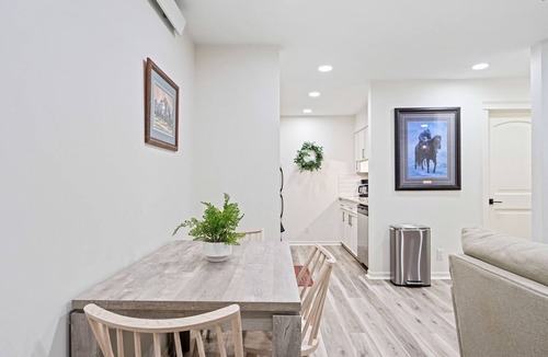 Teton Village Condo | Gros Ventre A6: Slope-side Modern Retreat - Hot Tub - Private Club Access