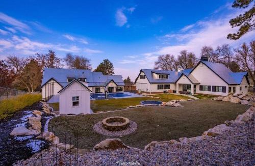 Bountiful Villa | Guest House - 1 bedroom North Salt Lake Stay