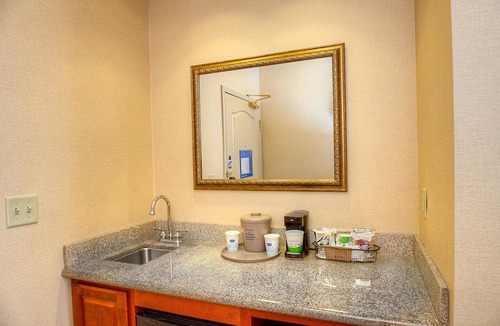 Mountain Home Hotel | Hampton Inn & Suites Mountain Home
