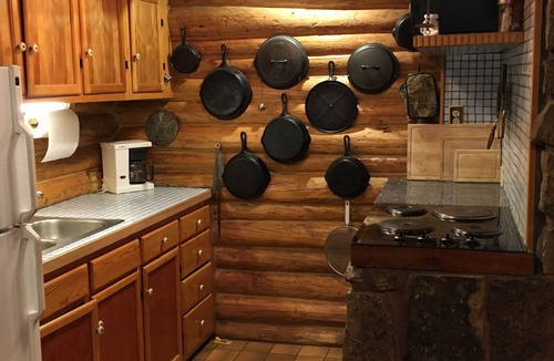 Columbus Cabin | Hand Built Log Cabin in Ponderosa Forest