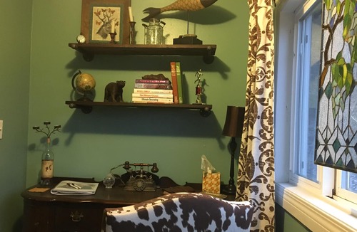 Harrison House | Harrison lake house walking distance to town, pets okay