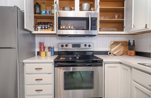 Coeur d'Alene House | Hayden Downtown, Near Triple Play, Comfort, Convenient