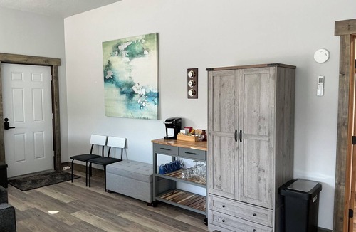 Marion Apartment | HIDE-A-WAY SUITE RETREAT … Just Steps Away From shoreline on Bitterroot Lake
