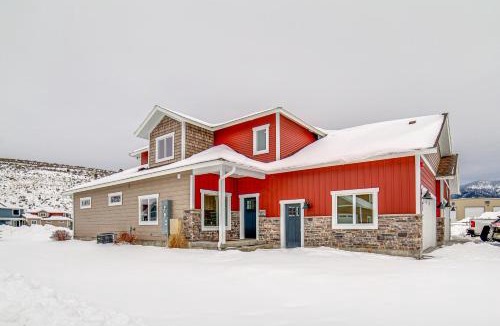 Swan Valley House | Hike, Fish & Ski! Bright Swan Valley Townhome