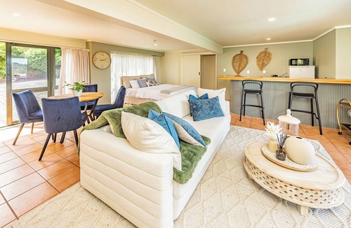 Whanganui Apartment | HILLSIDE HAVEN