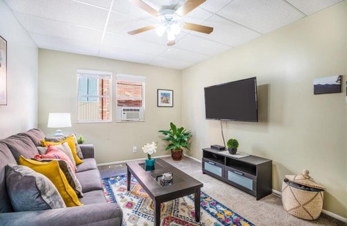 Lower Avenues Apartment | Historic Avenues Apartment Downtown