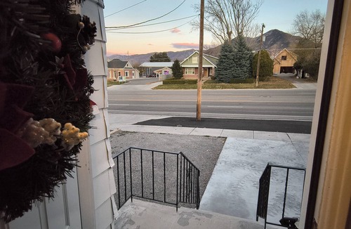 Tooele House | Historic cozy home in Tooele