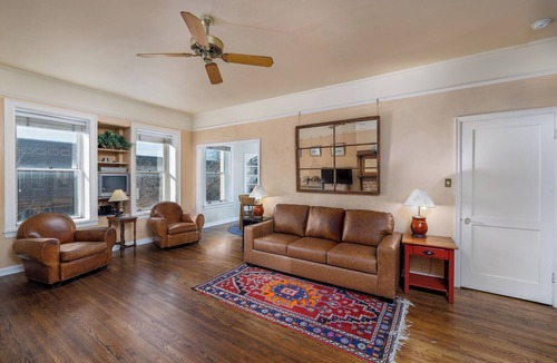 Downtown Bozeman Condo | Historic Main Street Bozeman, Dog-Friendly 30-Day Flat With AC and Bridger Bowl 20 Minutes Away