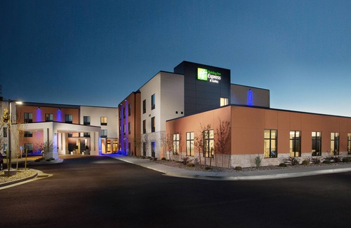 Pocatello Hotel | Holiday Inn Express & Suites Pocatello by IHG