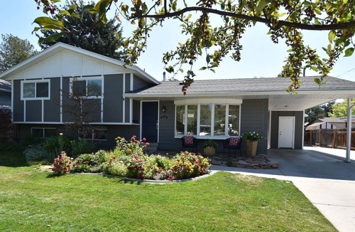 Holladay House | "Holladay, Holiday" - Executive Home - Close to Ski Resorts