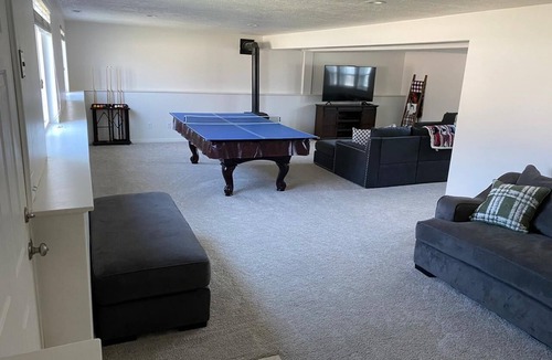 South Weber House | Home away from home- 25 min to airport/downtown SLC