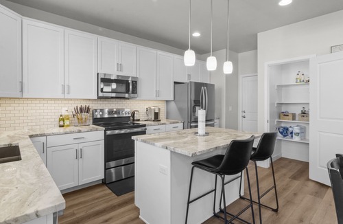 Syracuse House | Home Away From Home
