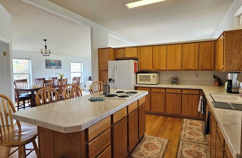 West Wenatchee House | Home with a View in a Serene Setting