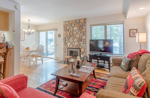 Ketchum Condo | Horizon Four Condo 141 - Walk to Ski Lifts & Downtown, Après Ski Hot Tub