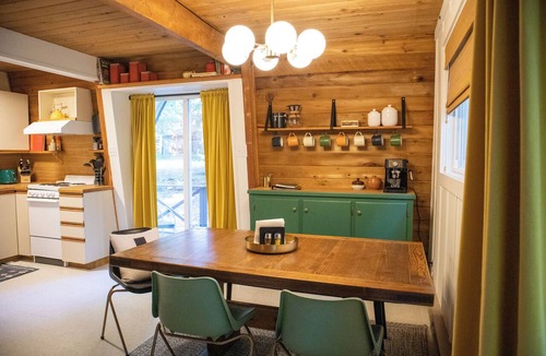 Glacier Cabin | Iconic Arched Cabin | Near Mt Baker Hiking