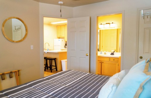 Harbor Village Condo | Inn Building Condo #207 1 Bed, 1 Bath