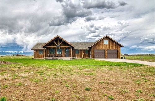 Driggs Cabin | Isolated Cabin with Hot-Tub and Foosball Table in Idaho