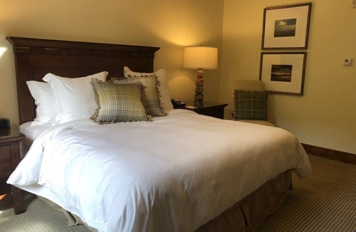 Teton Village Resort | Jackson Hole, located in Four Seasons Residence Club, 3 Bedroom 12/21/24-1/4/25